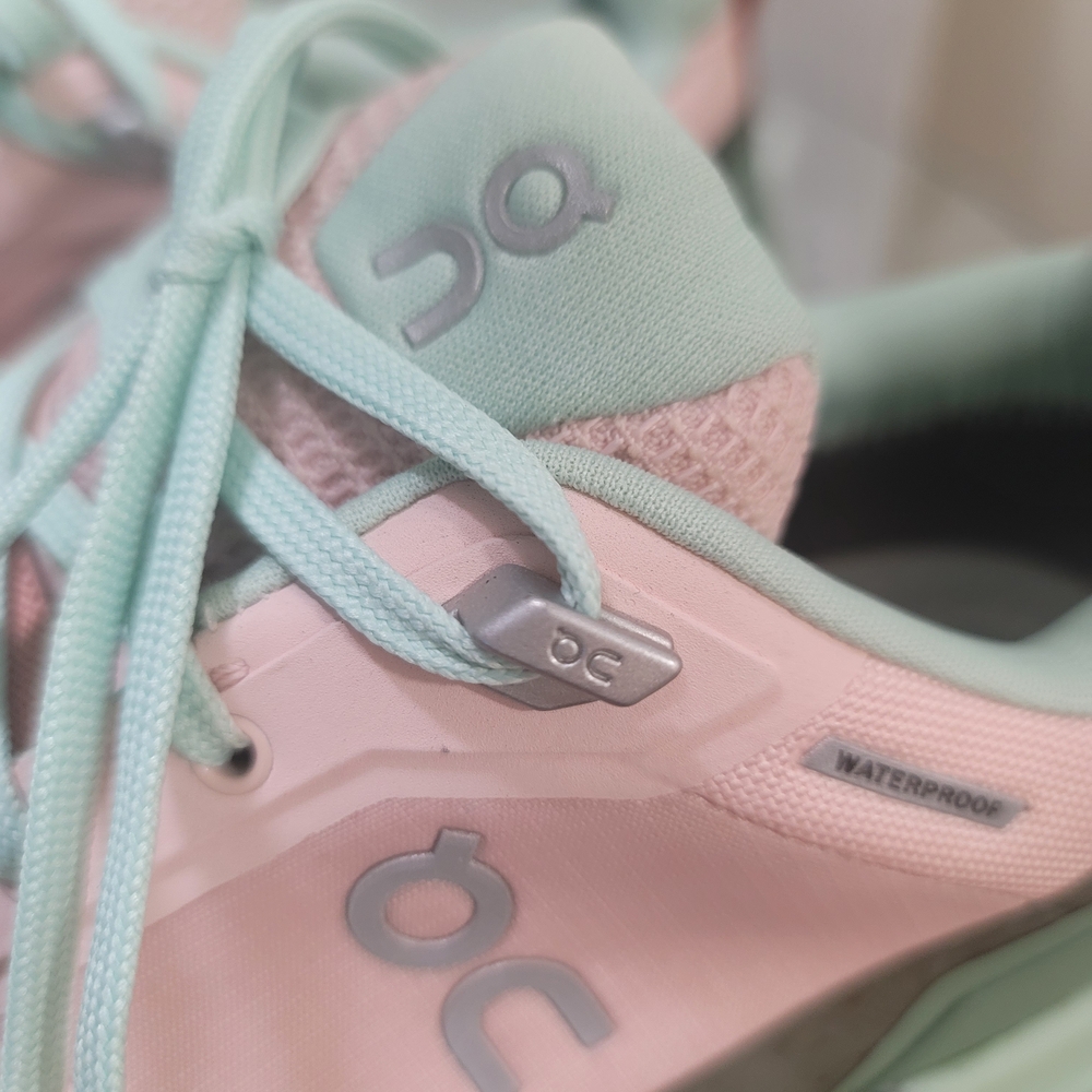 On Running Women's Sneakers - Pastel Green and Pink